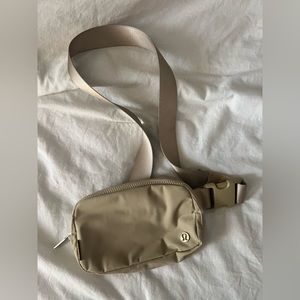 Lululemon belt bag